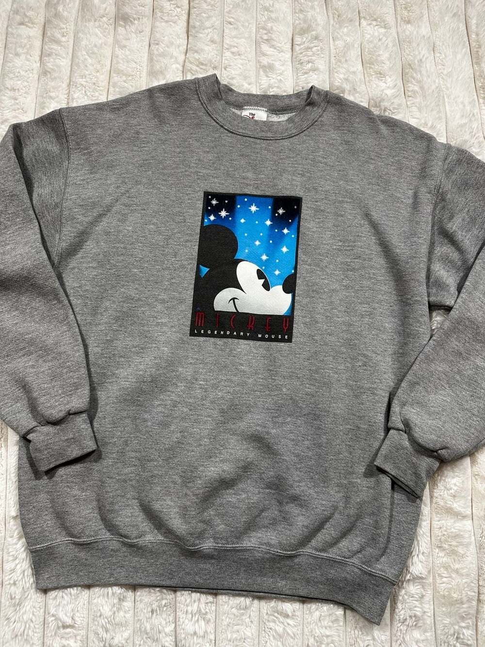 Vtg The Disney Store Mickey Mouse Legendary Mouse Graphic Gray Sweatshirt Large